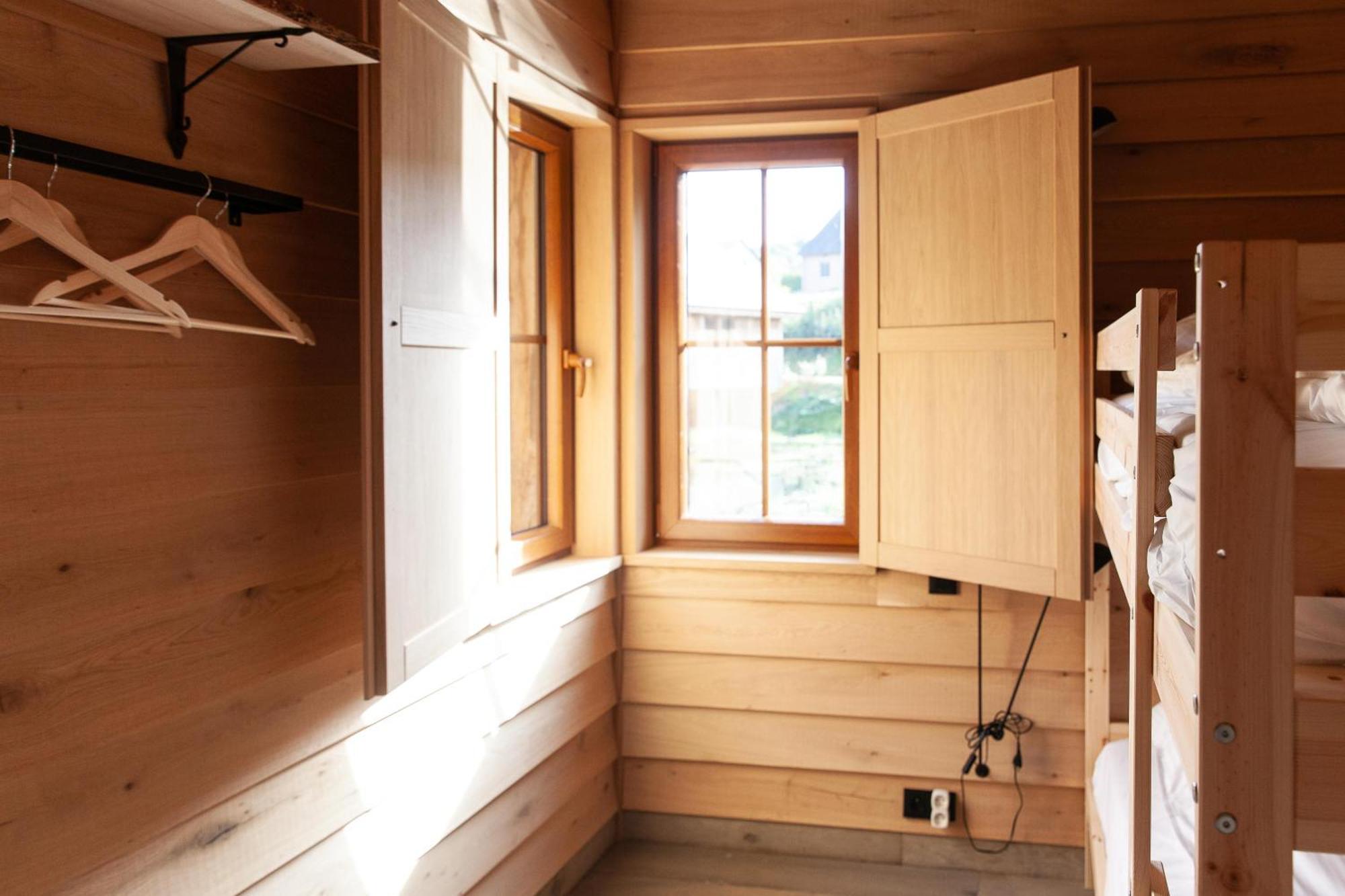 Cabane Happiness Gedinne Exteriör bild