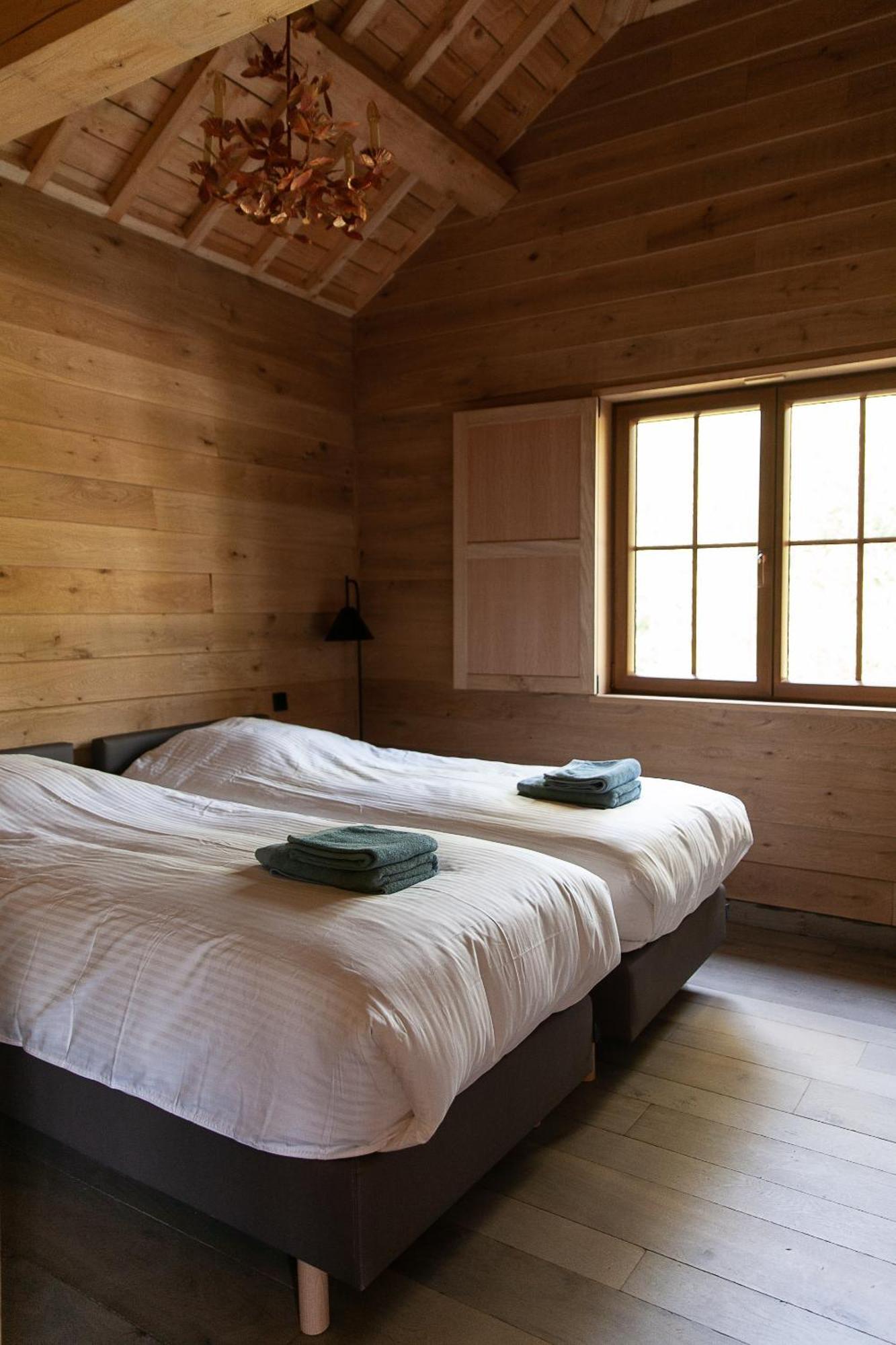 Cabane Happiness Gedinne Exteriör bild